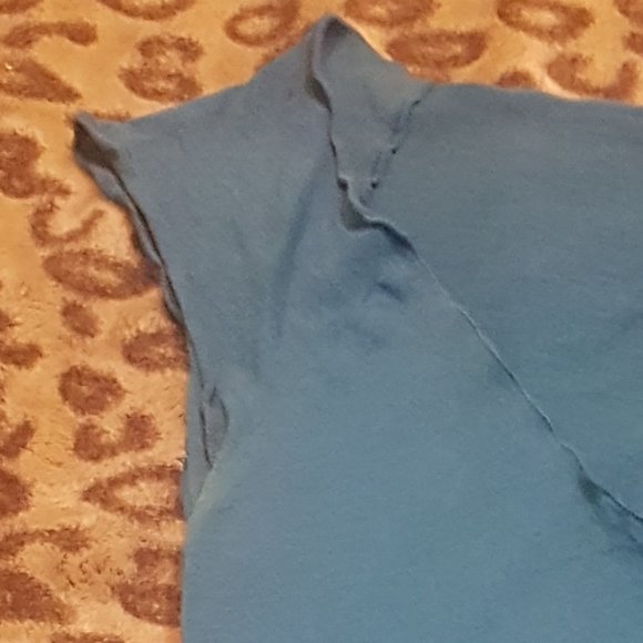 Teal Tank Top. Small. - Picture 4 of 5